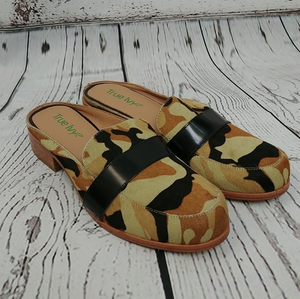 True Ivy Addison Camo‎ Calf Hair Mule